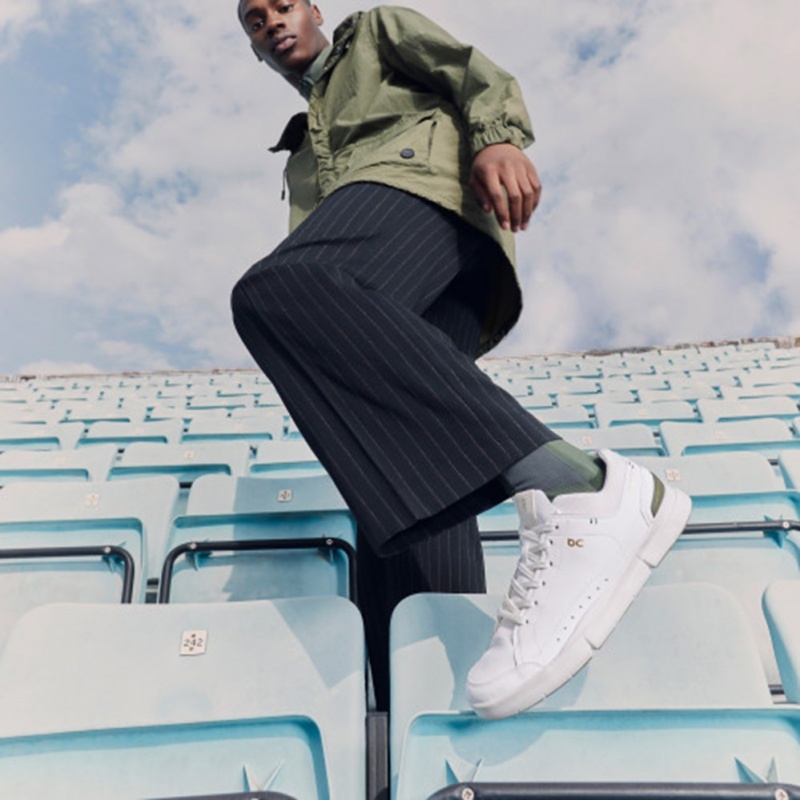 White/Jungle On Running THE ROGER Centre Court Men's Sneakers | PM2897514