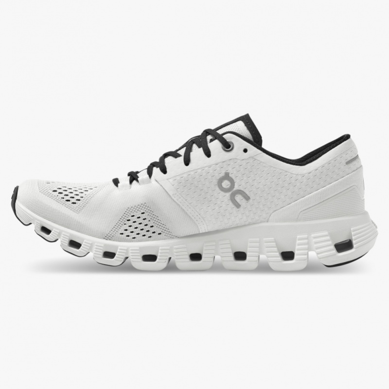 White On Running Cloud X Women's Training Shoes | LN8149526